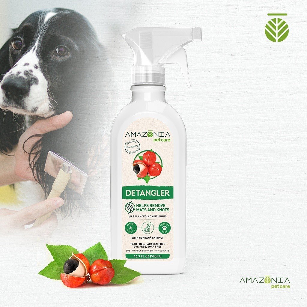 Rozkołtuniacz Amazonia Pet Care z Guaraną stymuluje mieszki włosowe i zapobiega wypadaniu włosów.